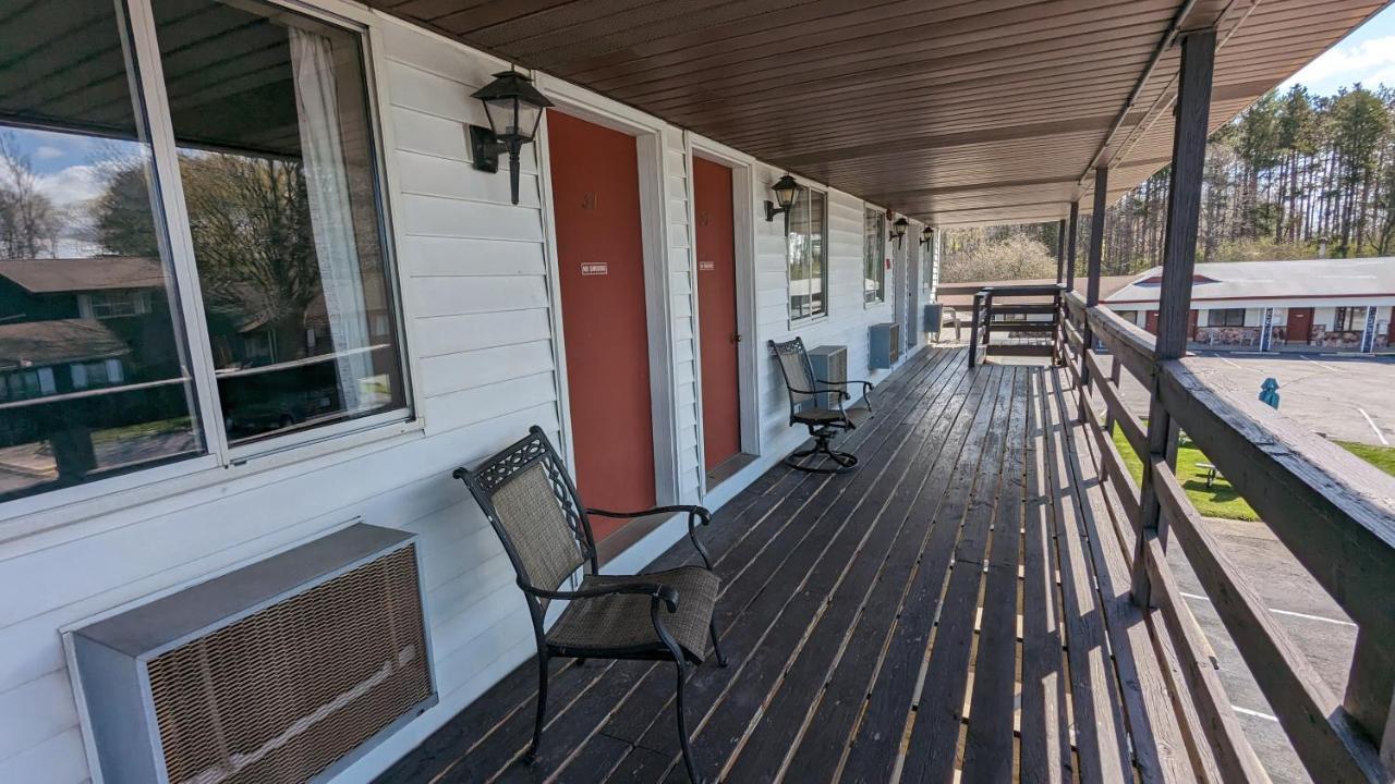 The Nova Motel Ludington Esterno foto